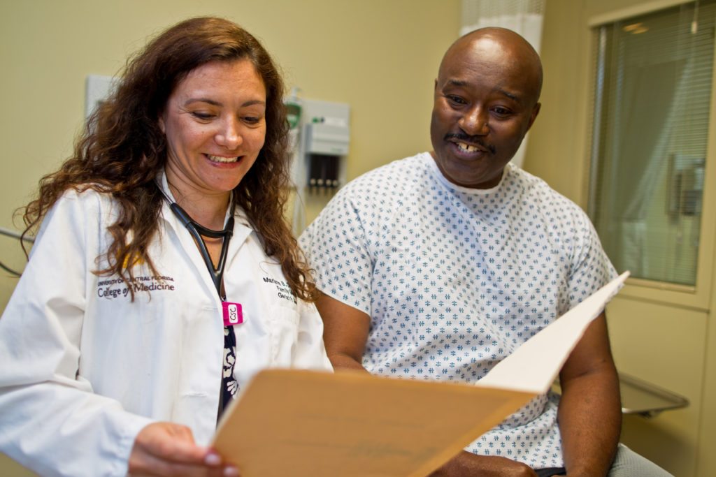 Dr. Mariana Dangiolo’s passion is making sure that we all age as healthfully as possible. A geriatric and family medicine specialist at UCF Health’s Lake Nona office, her focus is providing comprehensive primary care for seniors’ physical, mental and spiritual well-being.