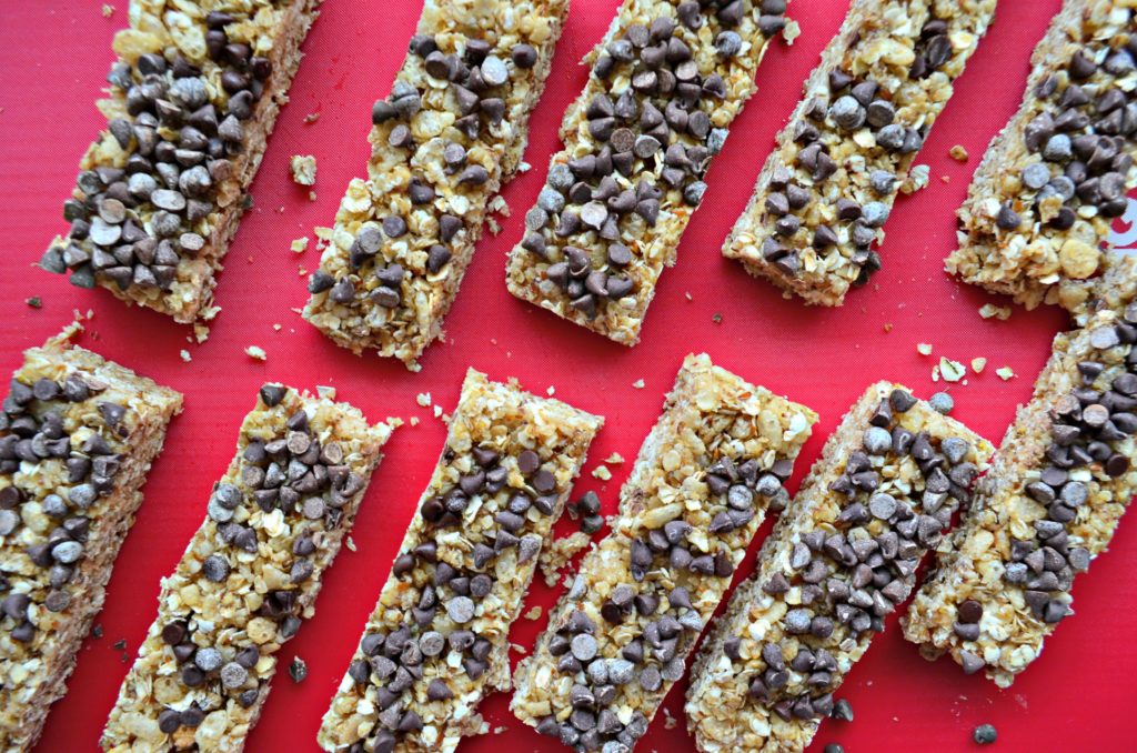 030 Chewy Chocolate Chip Granola Bars 1